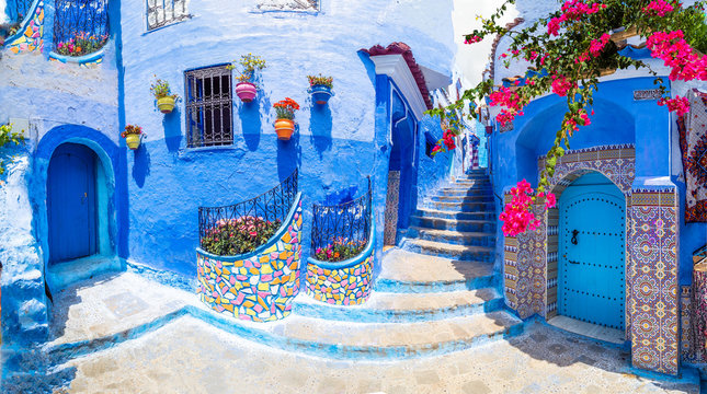 Chefchaouen blue city day trip in Morocco
